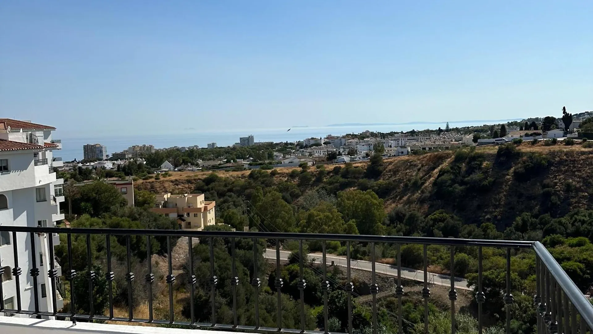 Luminoso Atico Duplex Con Vistas Al Mar Apartment Malaga