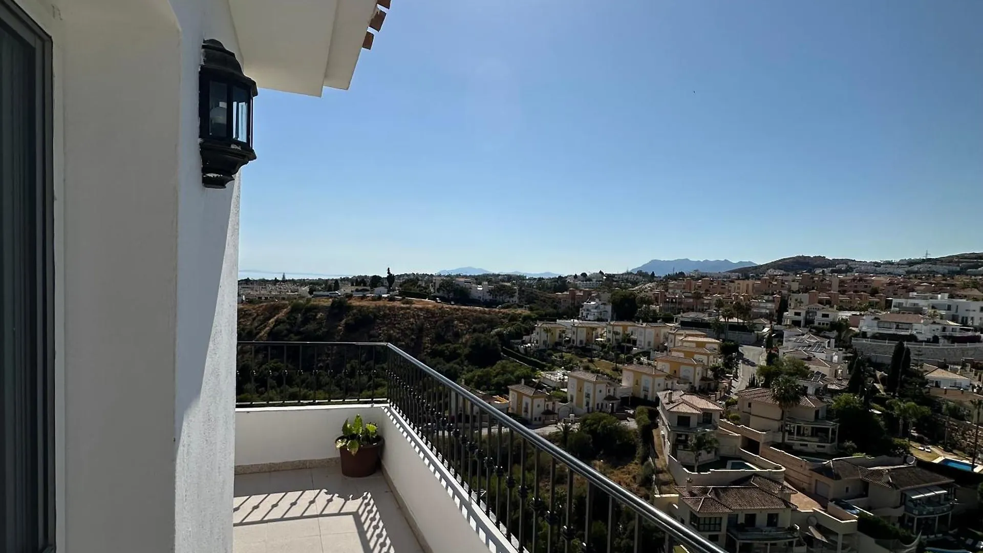 Luminoso Atico Duplex Con Vistas Al Mar Apartment Malaga
