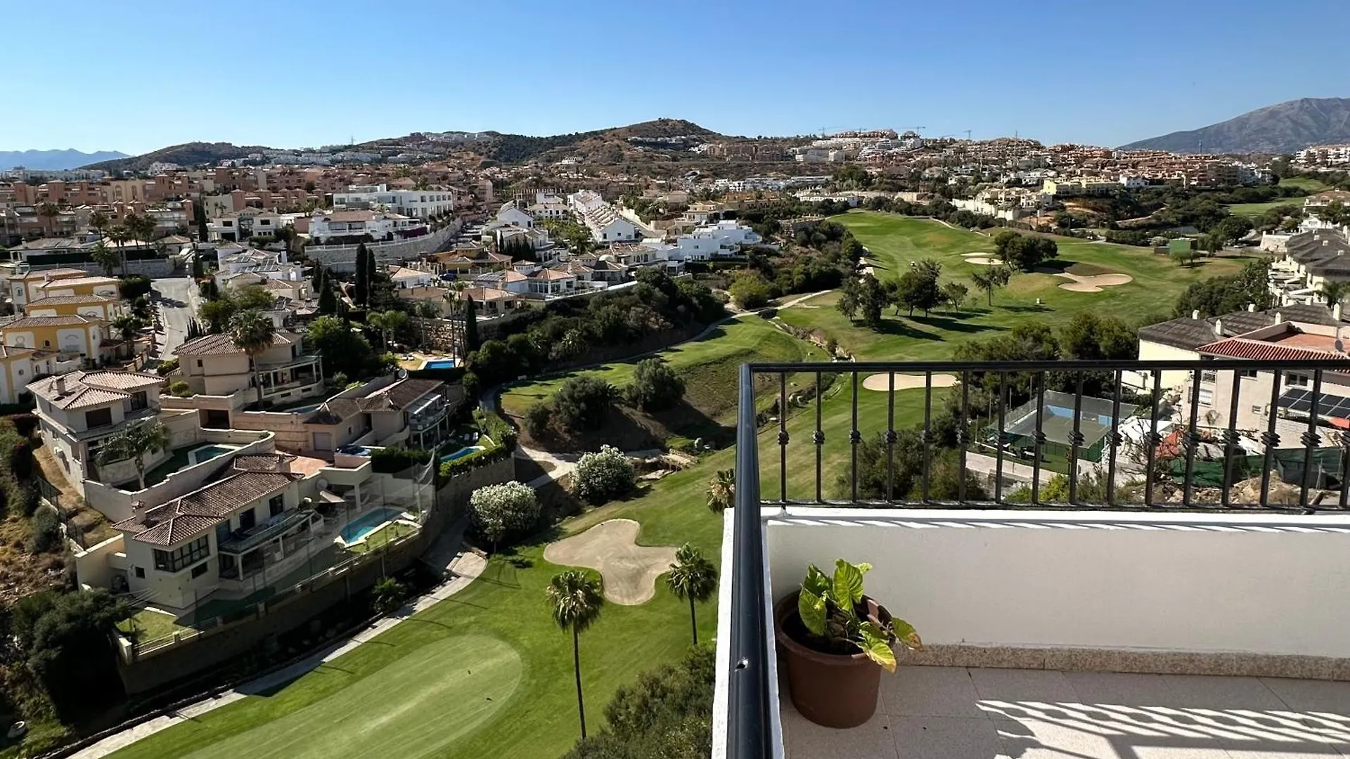 Luminoso Atico Duplex Con Vistas Al Mar Apartment Malaga