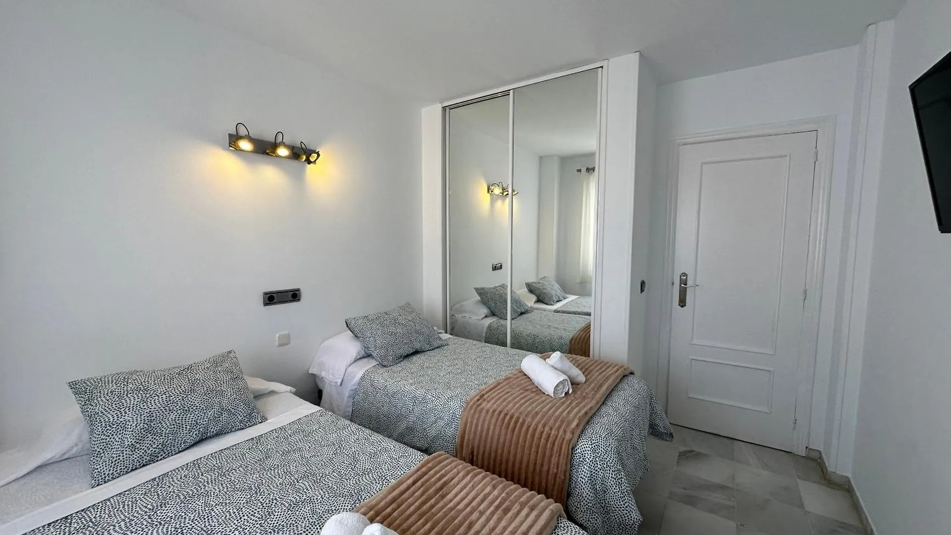 Luminoso Atico Duplex Con Vistas Al Mar Apartment Malaga 0*,